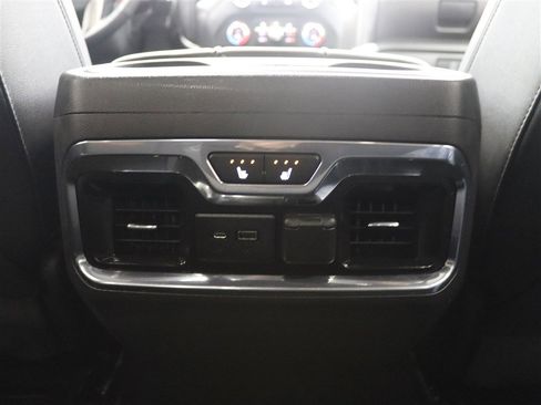 Used 2021 GMC Sierra 1500 AT4 w/ AT4 Value Package AWD/4WD image 33