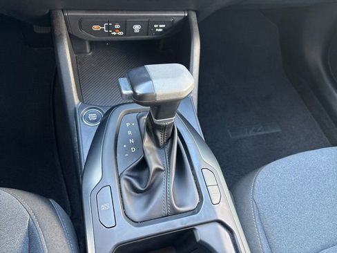 Certified 2025 Kia K4 FWD image 17
