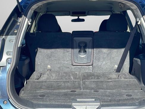Used 2016 Nissan Rogue S w/ S Family Package image 16