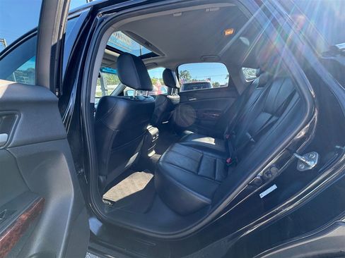 Used 2012 Honda Crosstour EX-L image 10