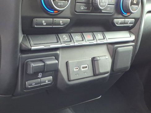 Used 2021 Chevrolet Silverado 2500 LT w/ Convenience Package image 15