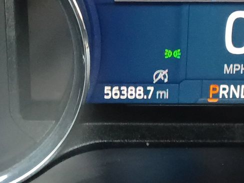 Used 2024 Ford Expedition XLT image 10