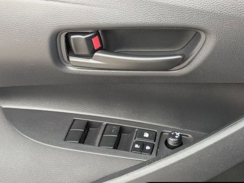 Used 2024 Toyota Corolla LE image 23