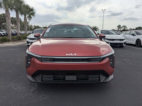 New 2026 Kia K4 FWD image 2