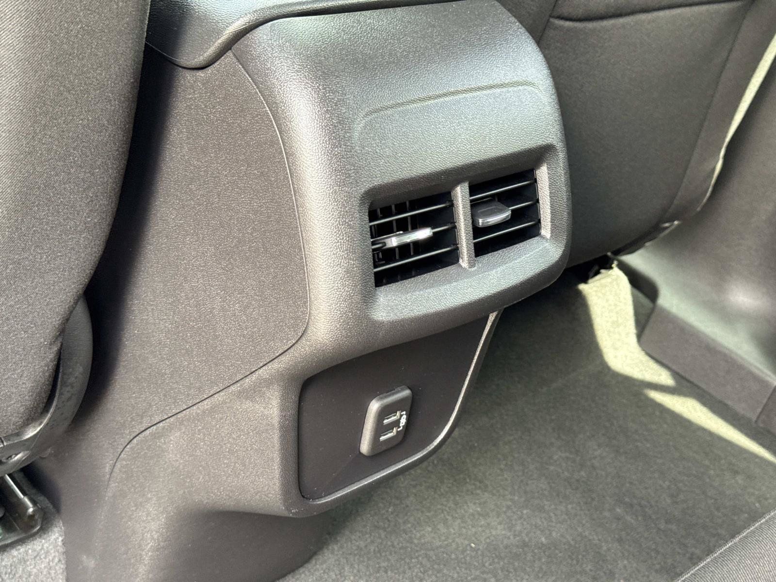 Used 2024 Chevrolet Equinox LT w/ LPO, Cargo Package FWD image 27