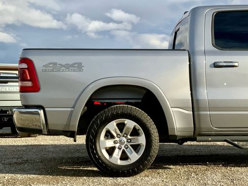 Used 2020 RAM 1500 Laramie w/ Off Road Group image 15