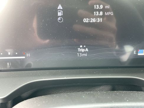 New 2025 Jeep Grand Cherokee Altitude image 15