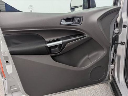 Used 2019 Ford Transit Connect XLT FWD image 13