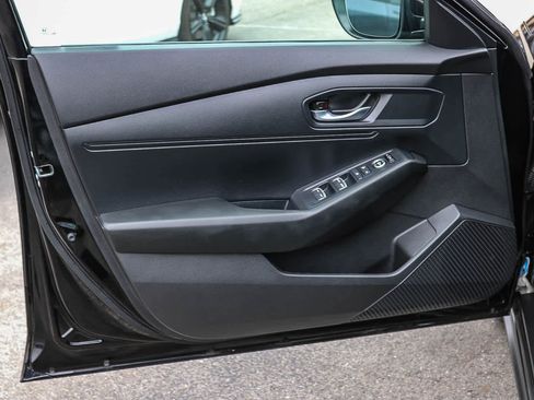 Certified 2025 Honda Accord LX image 21