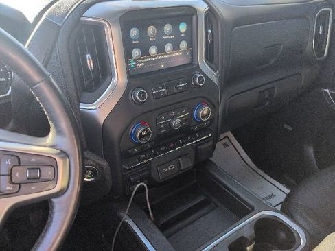 Used 2021 Chevrolet Silverado 1500 LT Trail Boss w/ Convenience Package II image 8