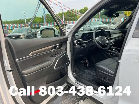 Used 2025 Kia Telluride SX Prestige X-Line AWD/4WD image 4