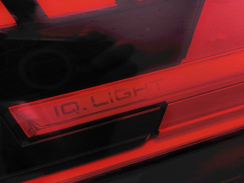 Used 2021 Volkswagen Atlas SE image 16