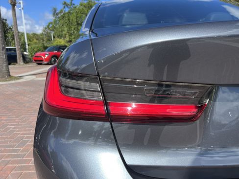 Used 2021 BMW 330i Sedan w/ Driving Assistance Package RWD image 41