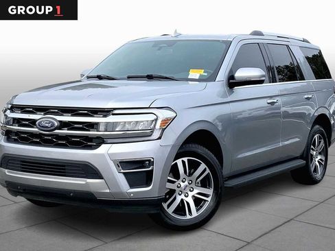 Used 2024 Ford Expedition Limited image 1