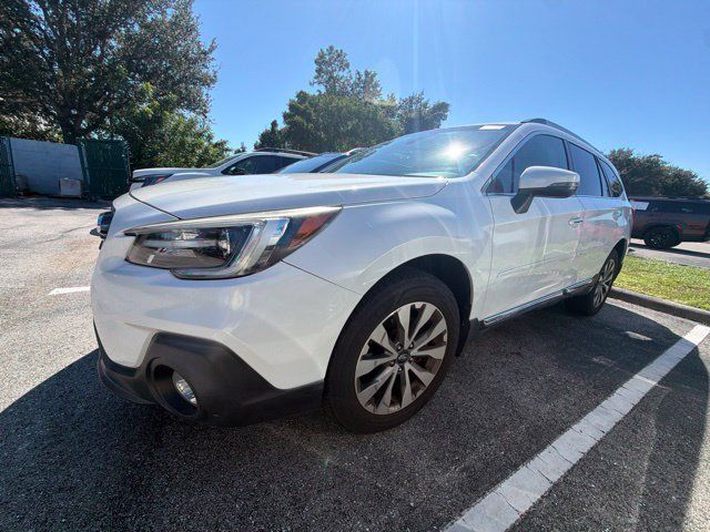 Used 2018 Subaru Outback 3.6R Touring AWD/4WD image 1