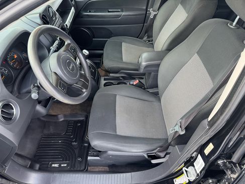 Used 2014 Jeep Compass Sport w/ Power Value Group image 8