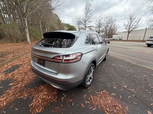 Certified 2022 Lincoln Nautilus Reserve image 18