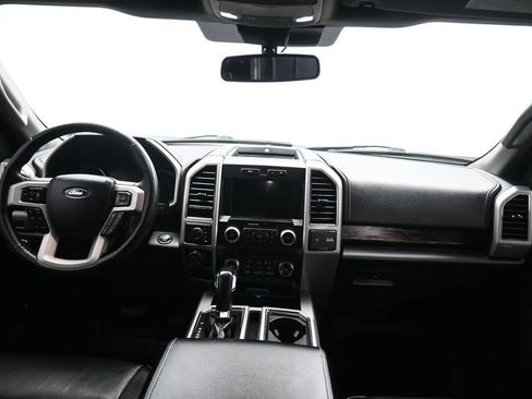 Used 2019 Ford F150 Lariat w/ Equipment Group 502A Luxury AWD/4WD image 39