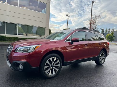 Used 2015 Subaru Outback 2.5i Limited AWD/4WD image 5