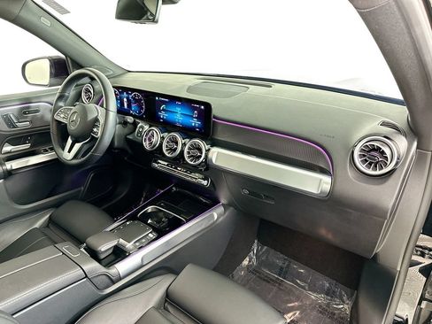 Certified 2023 Mercedes-Benz GLB 250 image 28