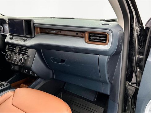 Used 2024 Ford Maverick Lariat w/ FX4 Off-Road Package image 17