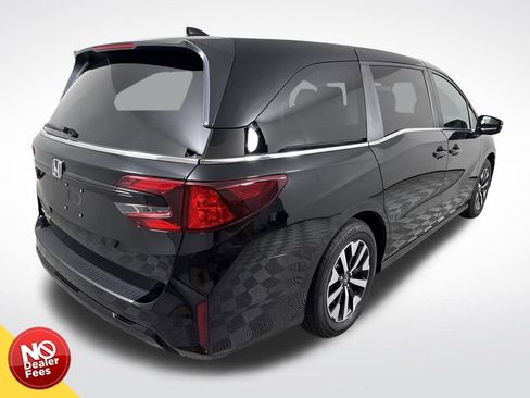 Used 2025 Honda Odyssey EX-L image 3