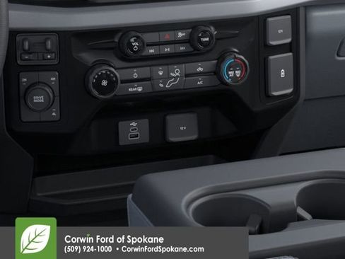 New 2025 Ford F550 4x4 Supercab Super Duty image 15