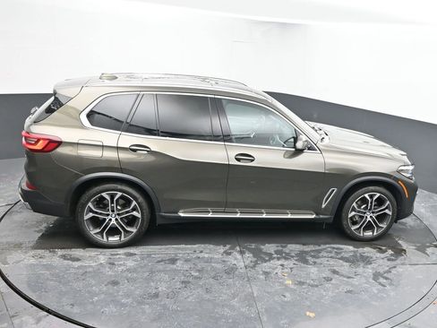Used 2023 BMW X5 xDrive40i w/ Premium Package image 40