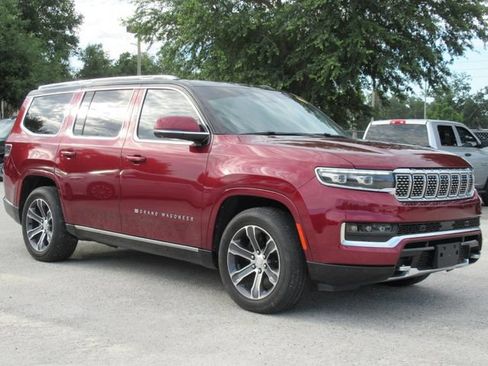Used 2022 Jeep Grand Wagoneer Series I w/ HD Trailer Tow Package AWD/4WD image 1