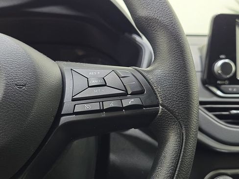 Used 2024 Nissan Altima 2.5 S FWD image 19