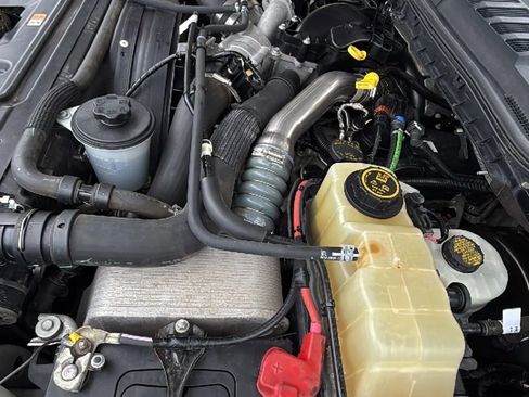 Used 2019 Ford F250 XLT image 31