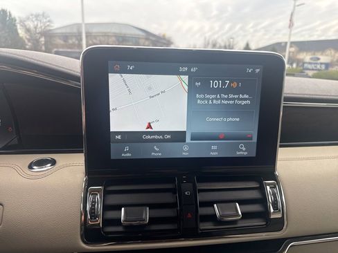 Used 2020 Lincoln Navigator L Reserve w/ Luxury Package image 4