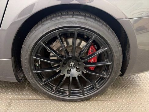 Used 2019 Maserati Quattroporte S GranLusso image 38