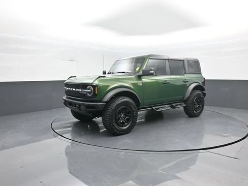 Certified 2024 Ford Bronco Wildtrak AWD/4WD image 4