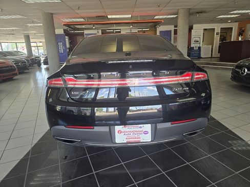 Used 2018 Lincoln MKZ Reserve w/ Climate Package AWD/4WD image 7