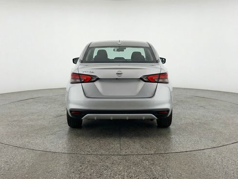 Used 2025 Nissan Versa SV image 7