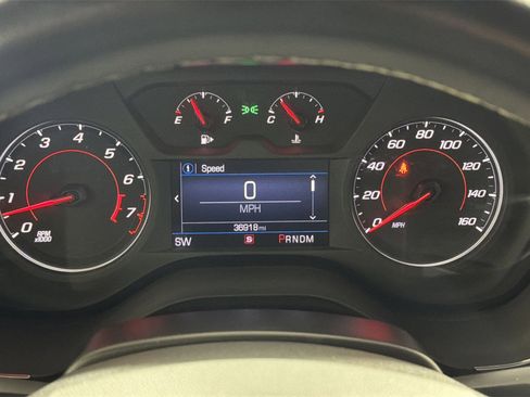 Used 2020 Chevrolet Camaro LT image 17