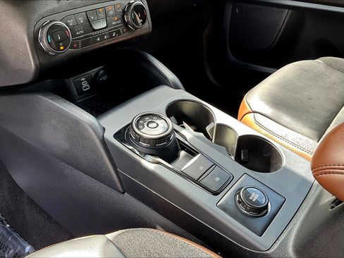 Used 2024 Ford Bronco Sport Outer Banks image 18