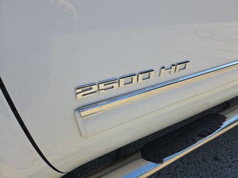 Used 2013 GMC Sierra 2500 SLE w/ SLE Preferred Package image 10