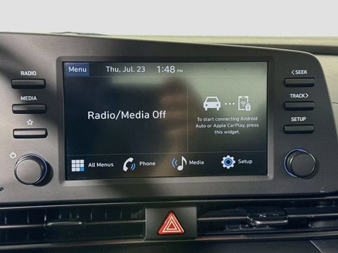 Used 2025 Hyundai Elantra Sport FWD image 21