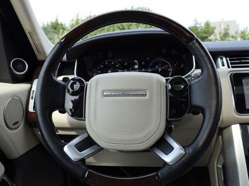 Used 2021 Land Rover Range Rover HSE AWD/4WD image 22