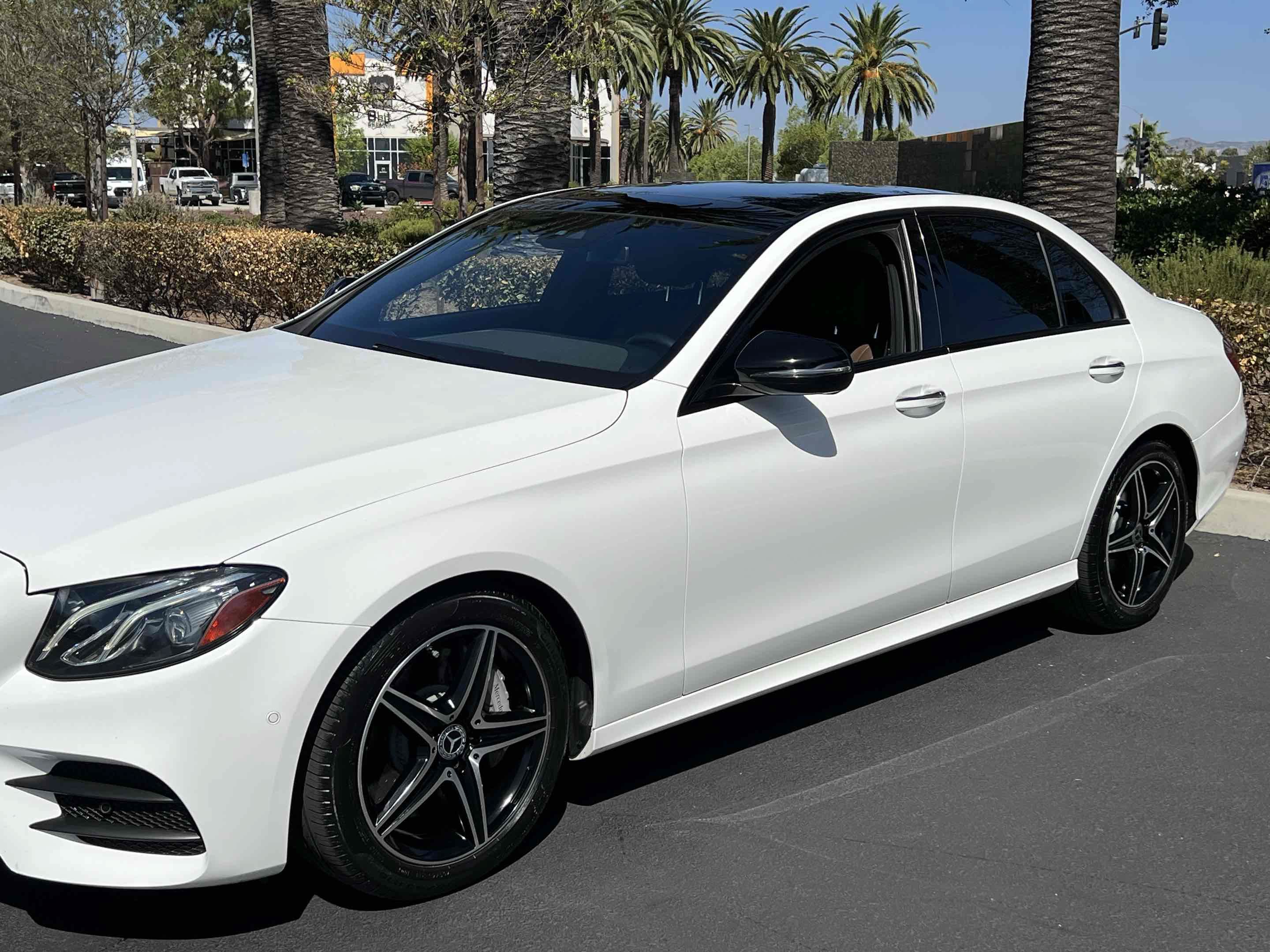 Used 2018 Mercedes-Benz E 300 image 26