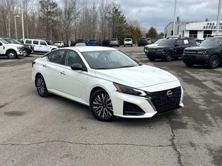 Used 2024 Nissan Altima 2.5 SV video 2