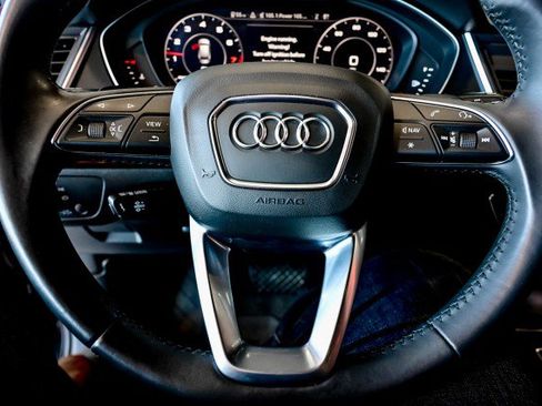 Used 2018 Audi Q5 2.0T Premium AWD/4WD image 32