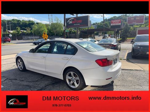 Used 2014 BMW 328i xDrive Sedan AWD/4WD image 4