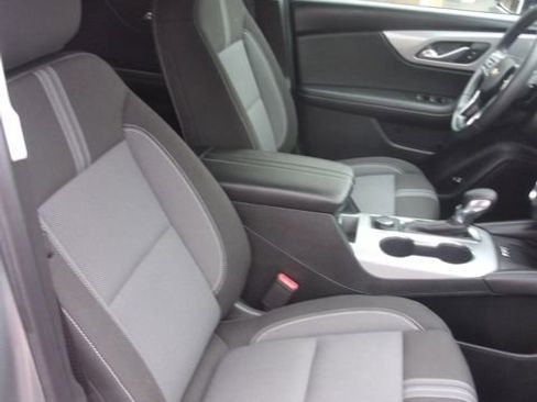 Used 2023 Chevrolet Blazer LT w/ Convenience Package FWD image 33