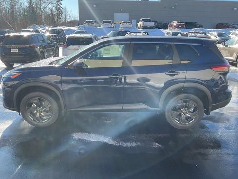 New 2026 Nissan Rogue SV w/ Cold Weather Package AWD/4WD image 8