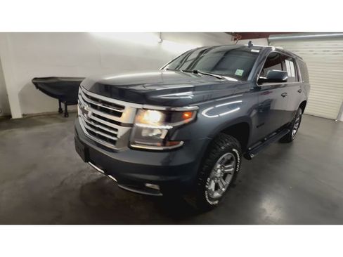 Used 2019 Chevrolet Tahoe LT w/ Off-Road Package image 4