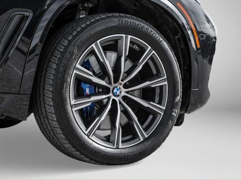 Used 2022 BMW X5 M50i w/ Executive Package image 67