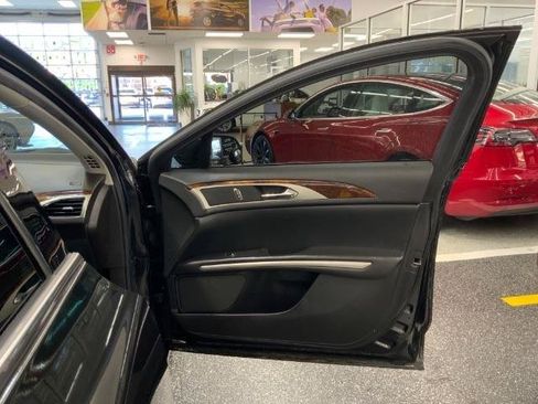 Used 2014 Lincoln MKZ AWD w/ Equipment Group 102A Reserve image 31